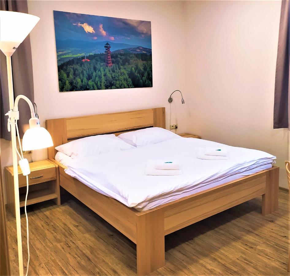 Penzion Adela Rožnov pod Radhoštěm Zewnętrze zdjęcie